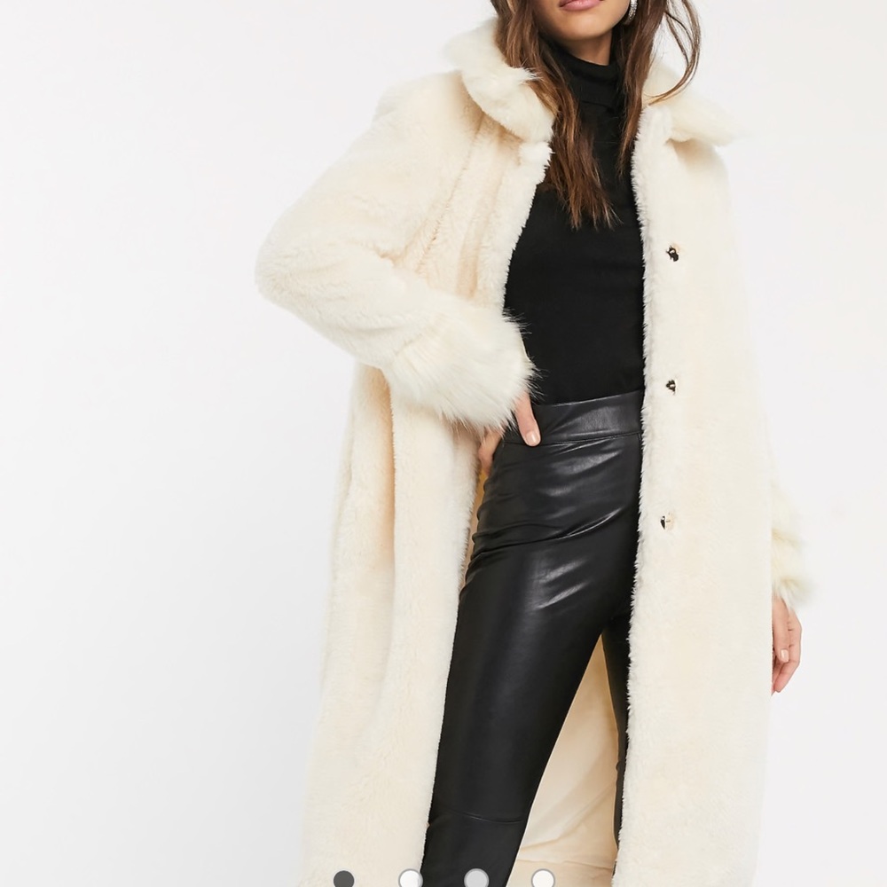 NWT River Island longline faux fur coat in cream - size 6